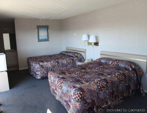 Seatac Inn Room photo